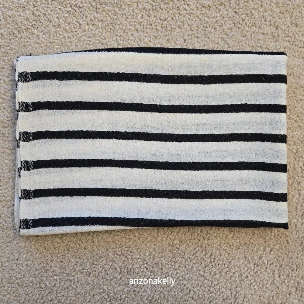 Ivory Cashmere Scarf With Black Stripes - Picture 15 of 16